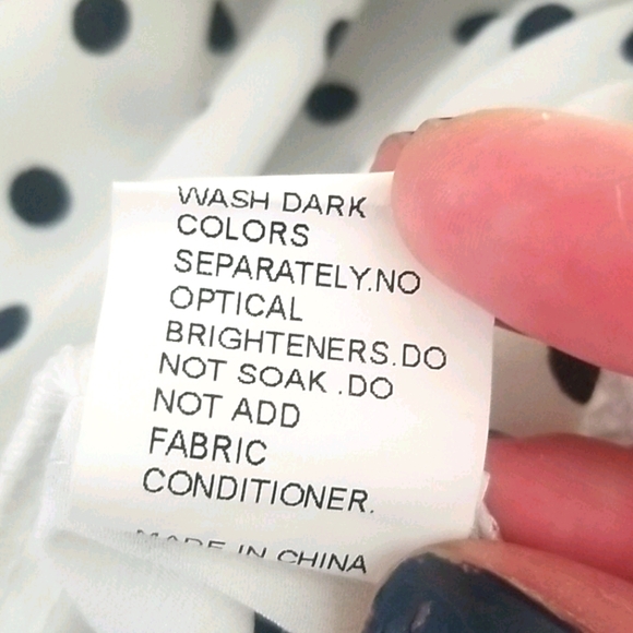 SHEIN Polka Dot Top - Picture 7 of 7